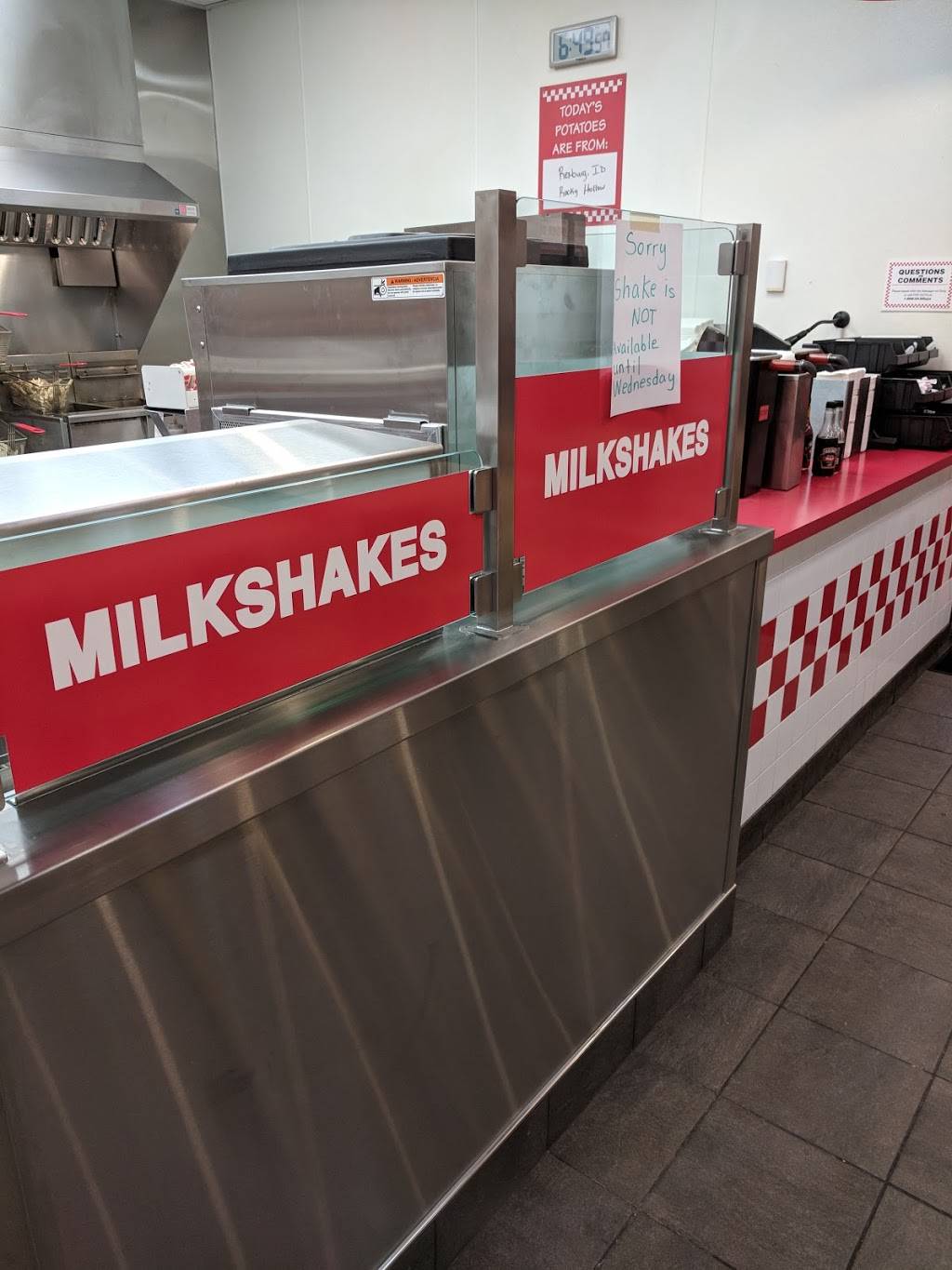 Five Guys | meal takeaway | 755 NW Gilman Blvd, Issaquah, WA 98027, USA | 4253923005 OR +1 425-392-3005