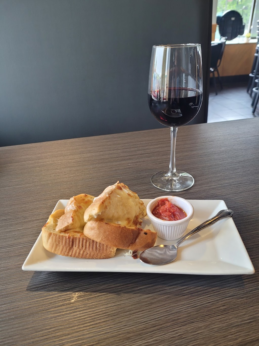 Bella Ciao Pasta and Bar Ristorante | restaurant | 3156 Century Ave N, St Paul, MN 55110, USA | 6517972314 OR +1 651-797-2314