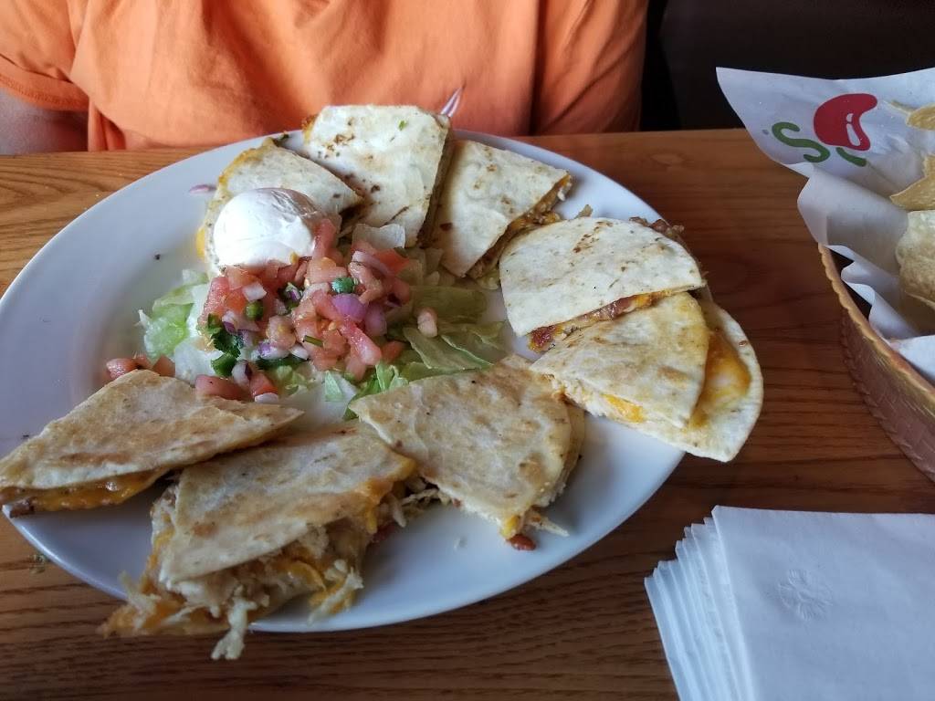 Chilis Grill & Bar | restaurant | 218 Indian Lake Blvd, Hendersonville, TN 37075, USA | 6158261711 OR +1 615-826-1711