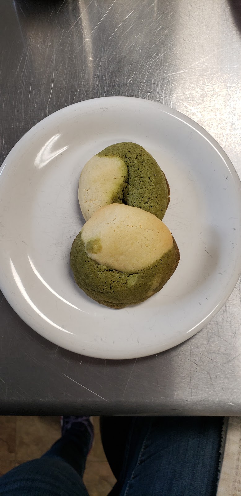 Bees Knees Coffee | meal takeaway | 114 E College Ave, Pleasant Gap, PA 16823, USA | 8148832337 OR +1 814-883-2337