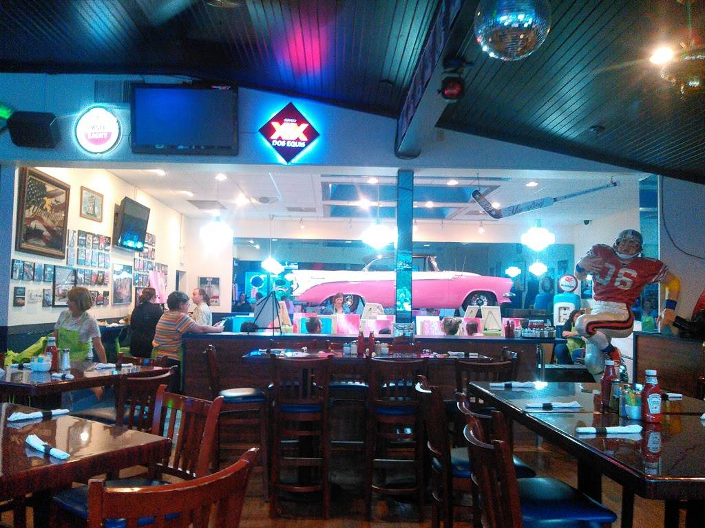 Roadhouse Cafe Bar & Grill | restaurant | 1031 Eisenhower Blvd, Harrisburg, PA 17111, USA | 7179399915 OR +1 717-939-9915