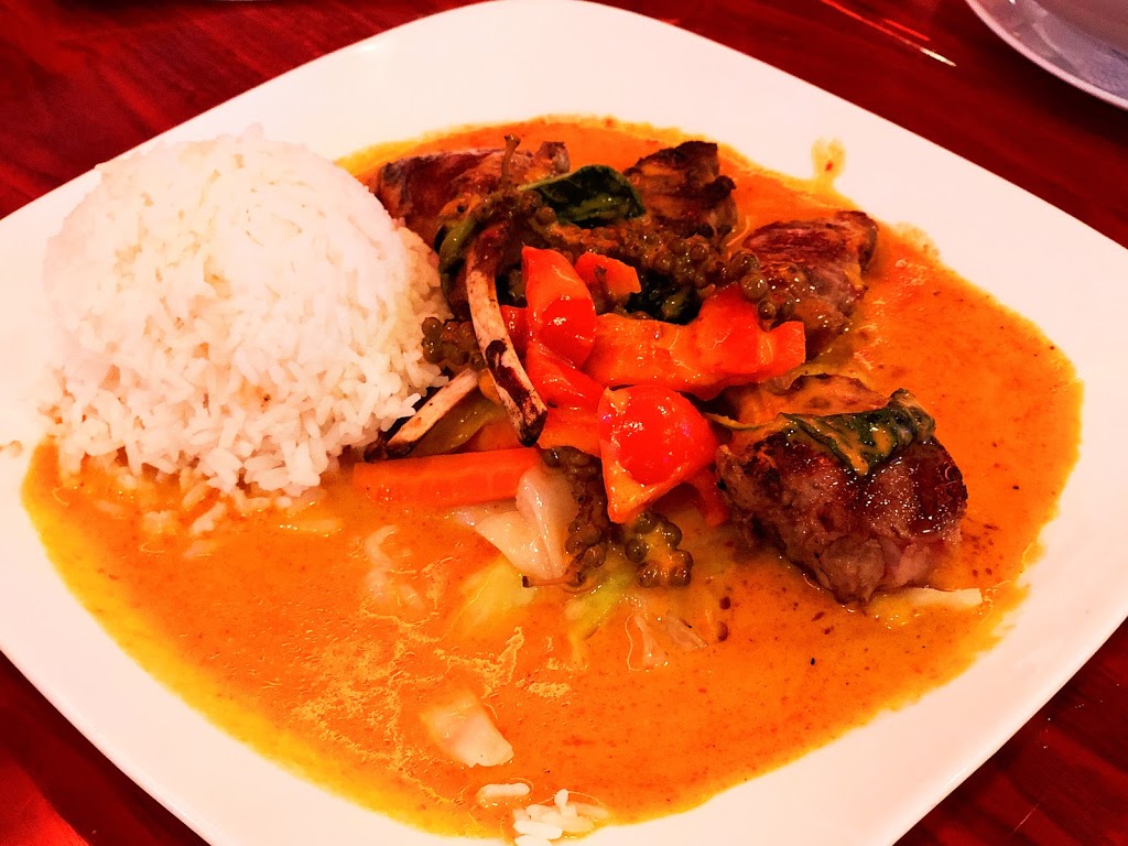 Thai Singha House | restaurant | 3906B Chestnut St, Philadelphia, PA 19104, USA | 2153828001 OR +1 215-382-8001