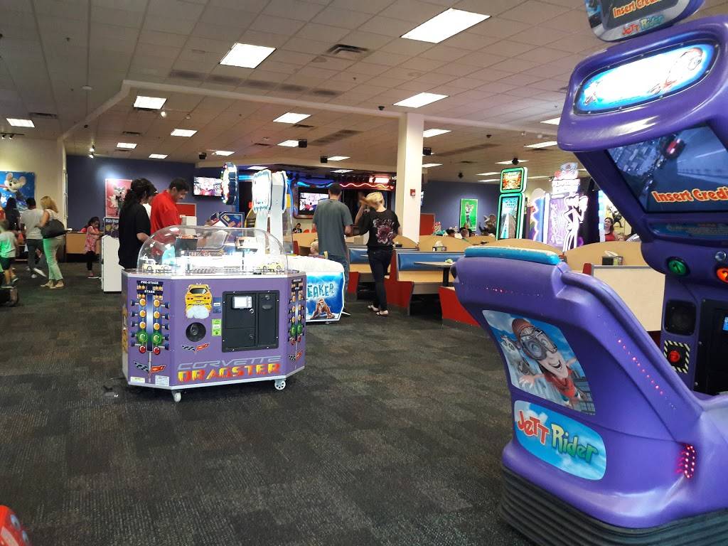 Chuck E. Cheeses | restaurant | 4725 Northwest Hwy, Crystal Lake, IL 60014, USA | 8154557463 OR +1 815-455-7463