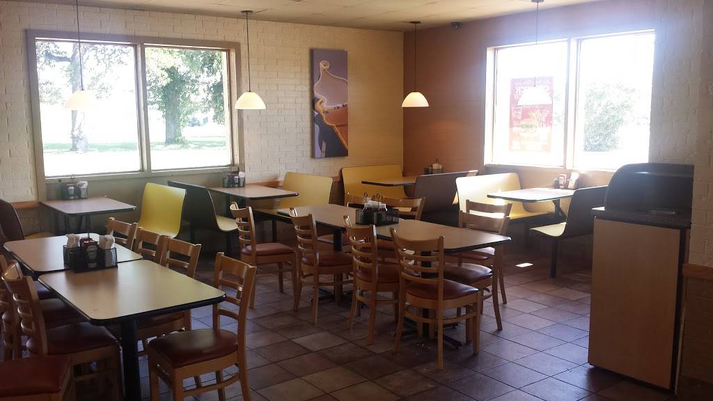 Dairy Queen | restaurant | 4721 Live Oak St, Marlin, TX 76661, USA | 2548833221 OR +1 254-883-3221