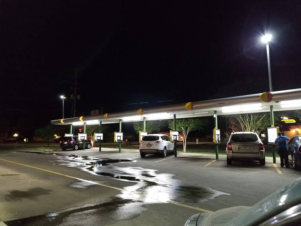 Sonic Drive-In | restaurant | 830 S Colorado St, Lockhart, TX 78644, USA | 5123986240 OR +1 512-398-6240