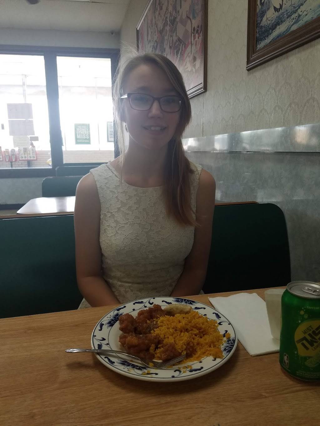 China Garden | restaurant | 1309 S Heaton St, Knox, IN 46534, USA | 5747727655 OR +1 574-772-7655