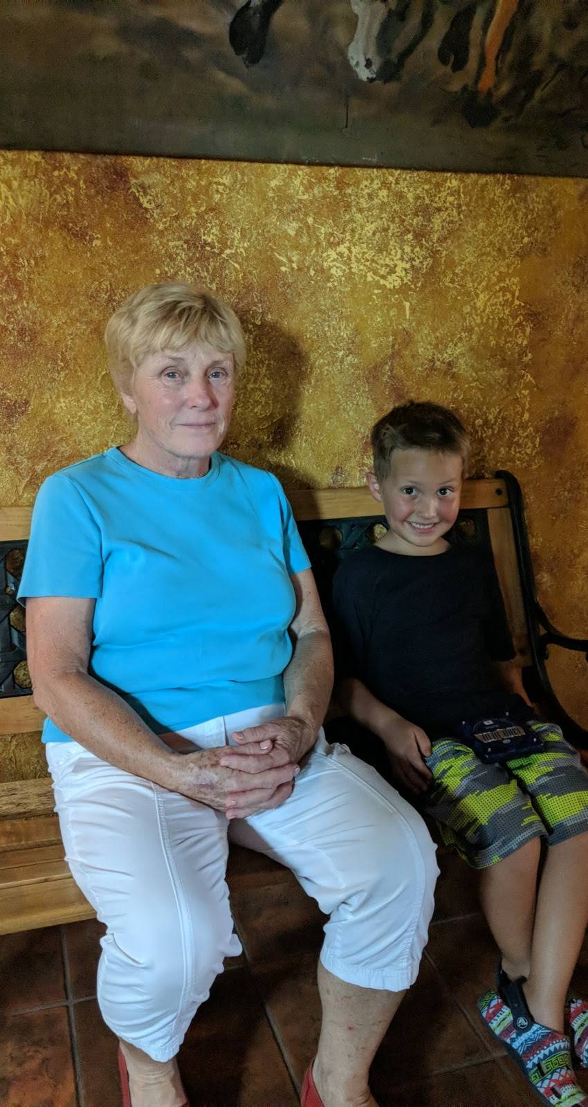 Deadwood | restaurant | 2302 Eds Grocery Rd, Williamston, NC 27892, USA | 2527928938 OR +1 252-792-8938