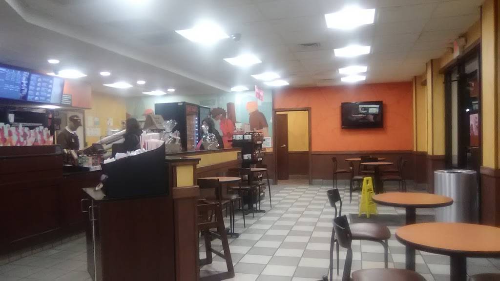 Dunkin | cafe | 25 Albany Turnpike, West Simsbury, CT 06092, USA | 8606510703 OR +1 860-651-0703