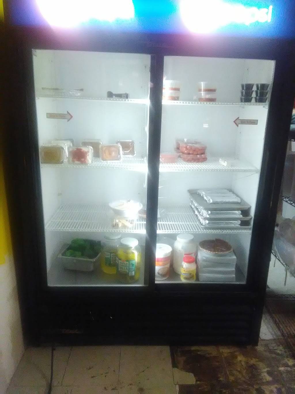 Wilsons Hot Tamales | restaurant | 15652 Euclid Ave, East Cleveland, OH 44112, USA | 2164048801 OR +1 216-404-8801