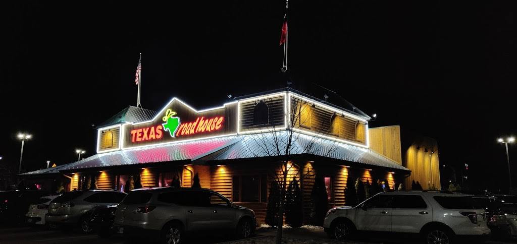 Texas Roadhouse | restaurant | 110 S Franklin Rd, Bloomington, IN 47404, USA | 8123231000 OR +1 812-323-1000