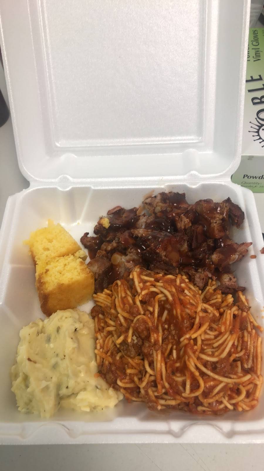 Pat’s BBQ & Randy’s Candy | restaurant | 603 Beck St, Charles City, IA 50616, USA | 6417151211 OR +1 641-715-1211