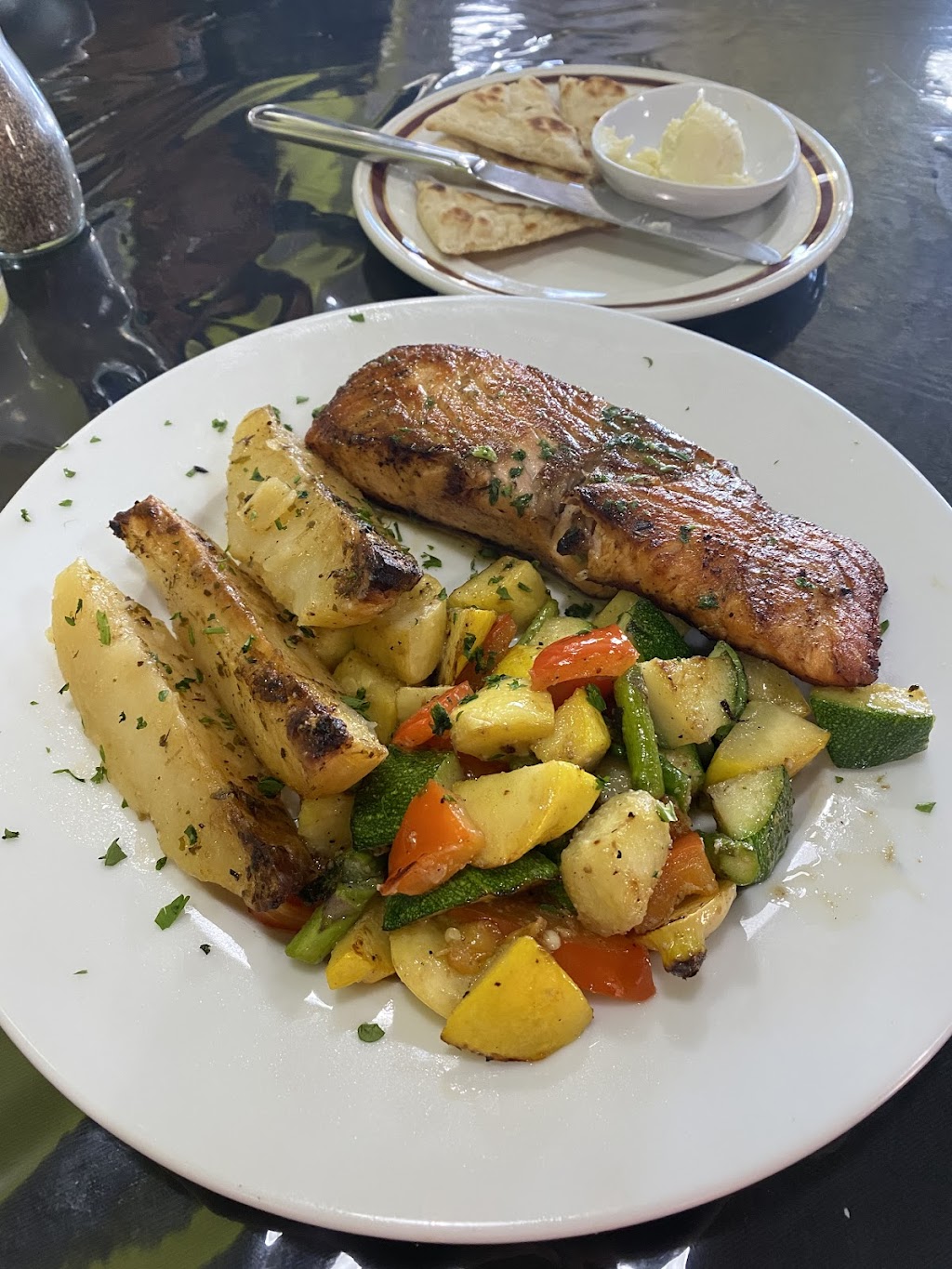 Don Orlandos Restaurant And Event’s | restaurant | 20 W Jackson St, Joliet, IL 60432, USA | 8155824137 OR +1 815-582-4137