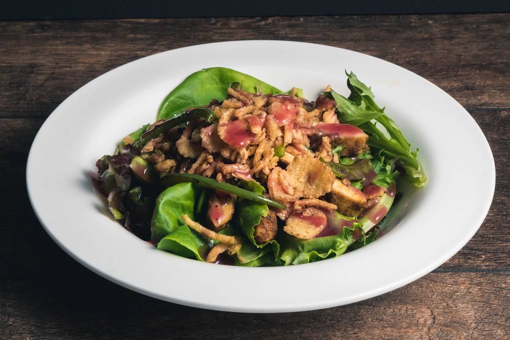 Gusto - Bar & Grill Restaurant | restaurant | 19 Eagle Ridge Dr, Waverly, IA 50677, USA | 3193520444 OR +1 319-352-0444