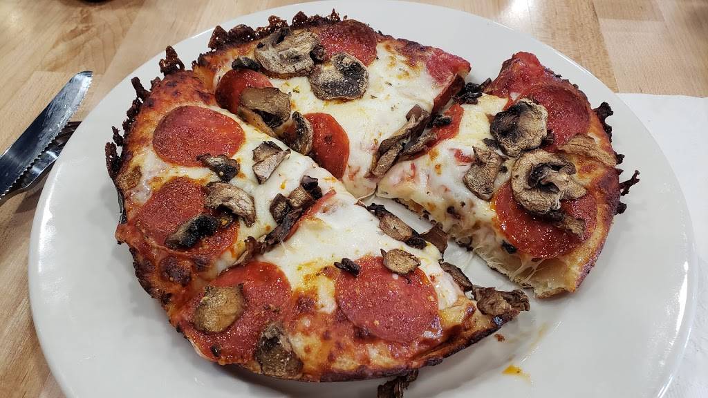 Old Chicago | restaurant | 6603 Eastman Ave, Midland, MI 48642, USA | 9894997979 OR +1 989-499-7979