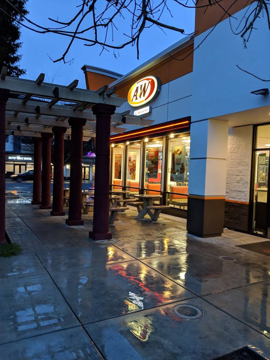 A&W | restaurant | 37123 Fremont Blvd, Fremont, CA 94536, USA | 5107976828 OR +1 510-797-6828