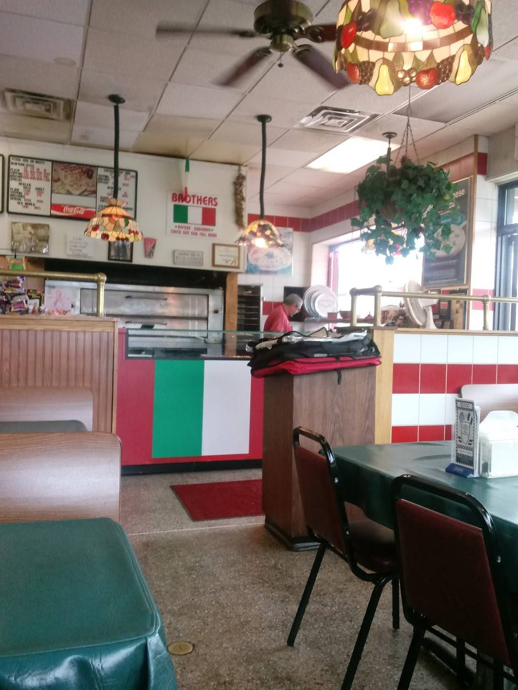 Brothers Pizza | restaurant | 760 E Market St, Warren, OH 44481, USA | 3303926000 OR +1 330-392-6000