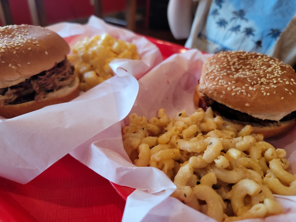 Leroys Backyard BBQ | restaurant | 401 Broadway, El Centro, CA 92243, USA | 7606756546 OR +1 760-675-6546