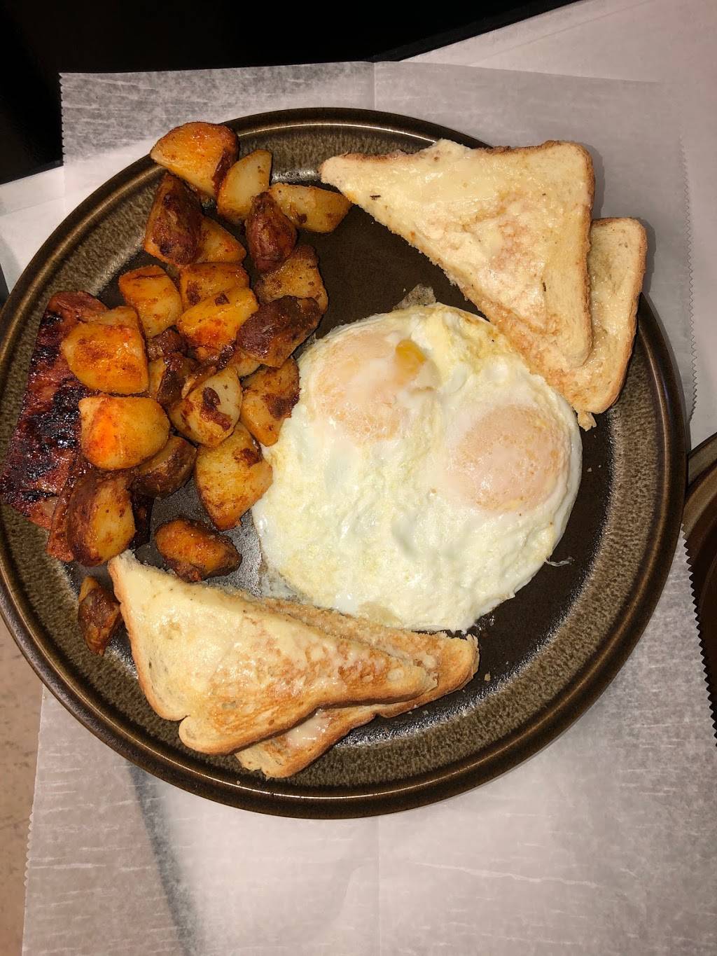 Summer Street Cafe | restaurant | 10 Summer St, Bridgewater, MA 02324, USA | 5088074916 OR +1 508-807-4916