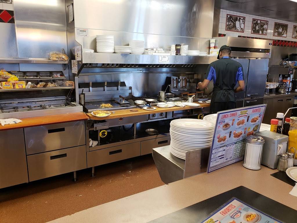 Waffle House | meal takeaway | 13861 Cypress North, Cypress, TX 77429, USA | 3462545109 OR +1 346-254-5109