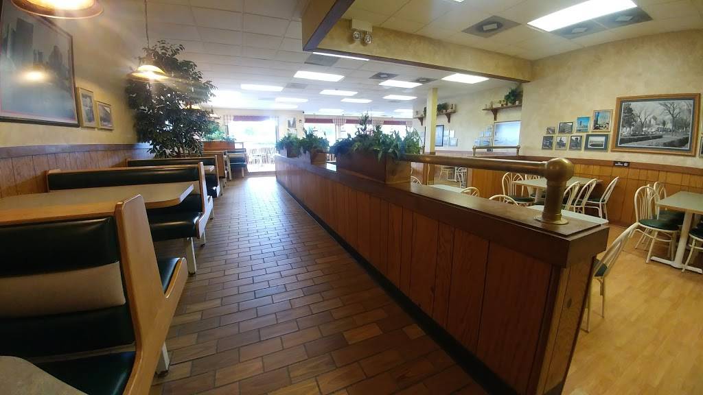 Browns Chicken | restaurant | 236 Ogden Ave, Downers Grove, IL 60515, USA | 6309609282 OR +1 630-960-9282