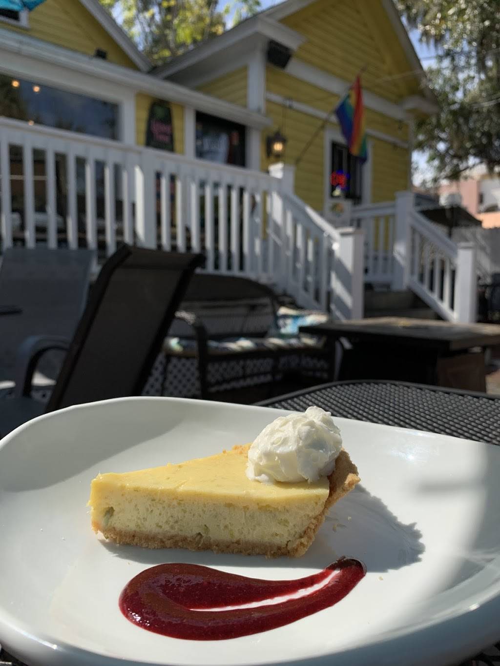 Island Time | restaurant | 712 E Washington St, Orlando, FL 32801, USA | 4079302640 OR +1 407-930-2640