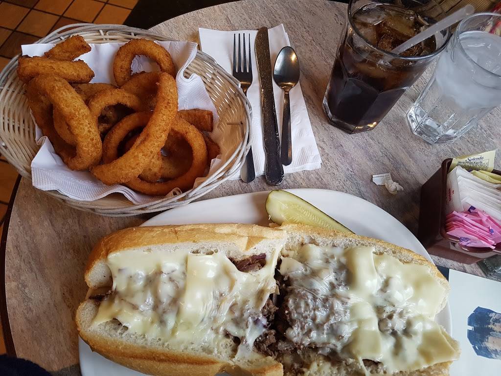 Little Petes | restaurant | 2401 Pennsylvania Ave, Philadelphia, PA 19130, USA | 2152325001 OR +1 215-232-5001