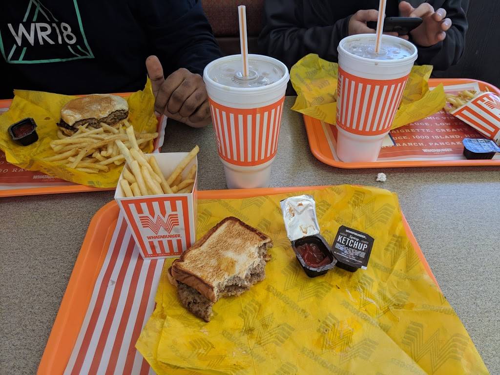 Whataburger | restaurant | 1101 1st St S, Alabaster, AL 35007, USA | 2056204188 OR +1 205-620-4188