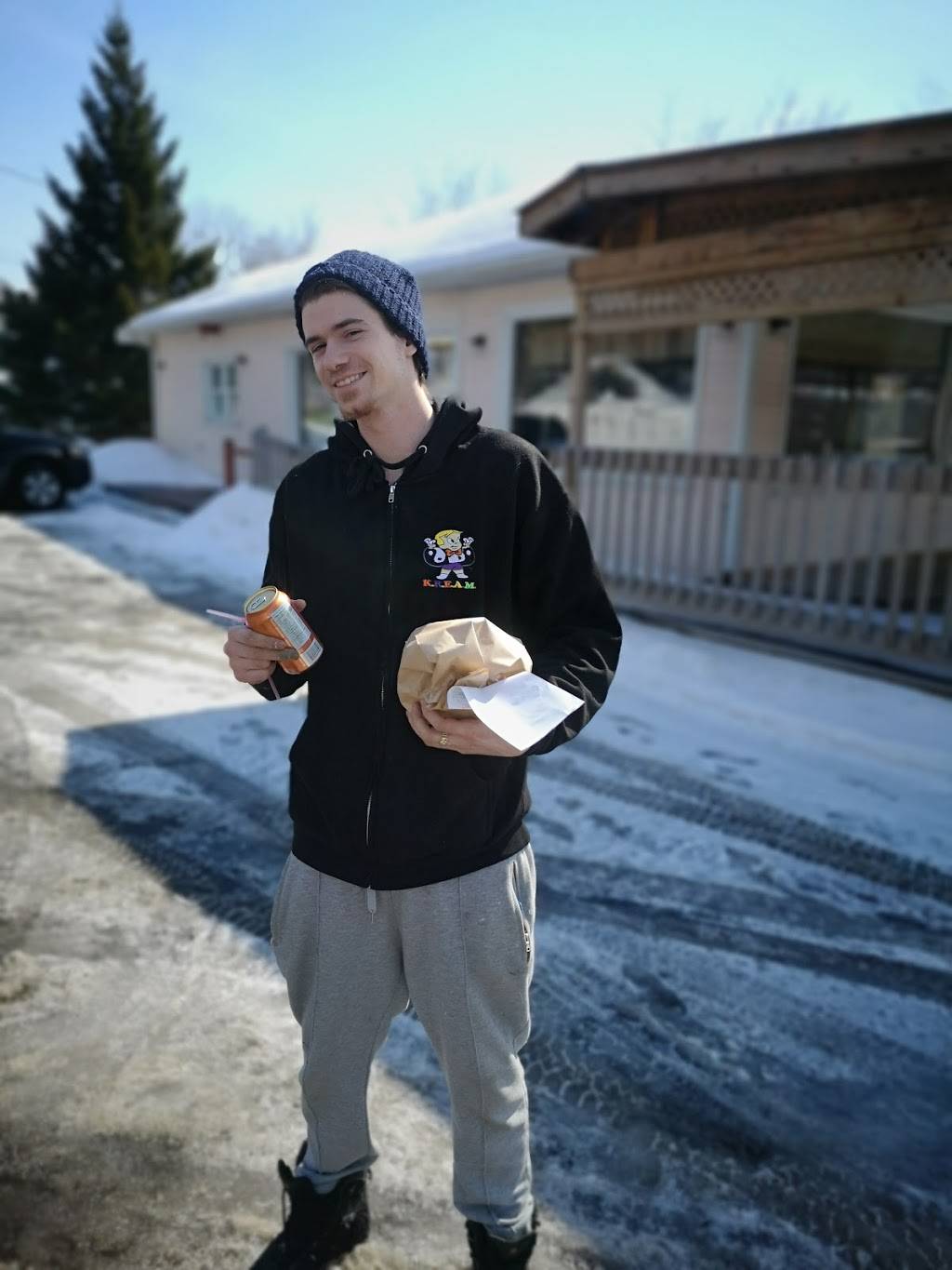 Pizza Waterloo | restaurant | 3029 Rue Foster, Waterloo, QC J0E 2N0, Canada | 4505392900 OR +1 450-539-2900