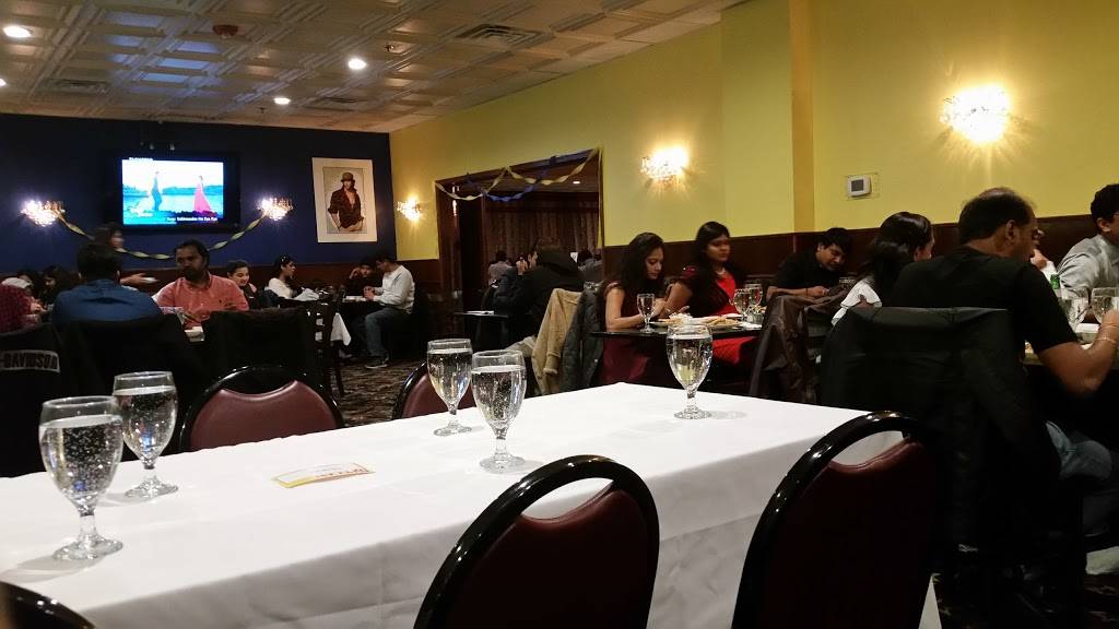 Bollywood Grill | restaurant | 1038 N Jackson St, Milwaukee, WI 53202, USA | 4142718200 OR +1 414-271-8200