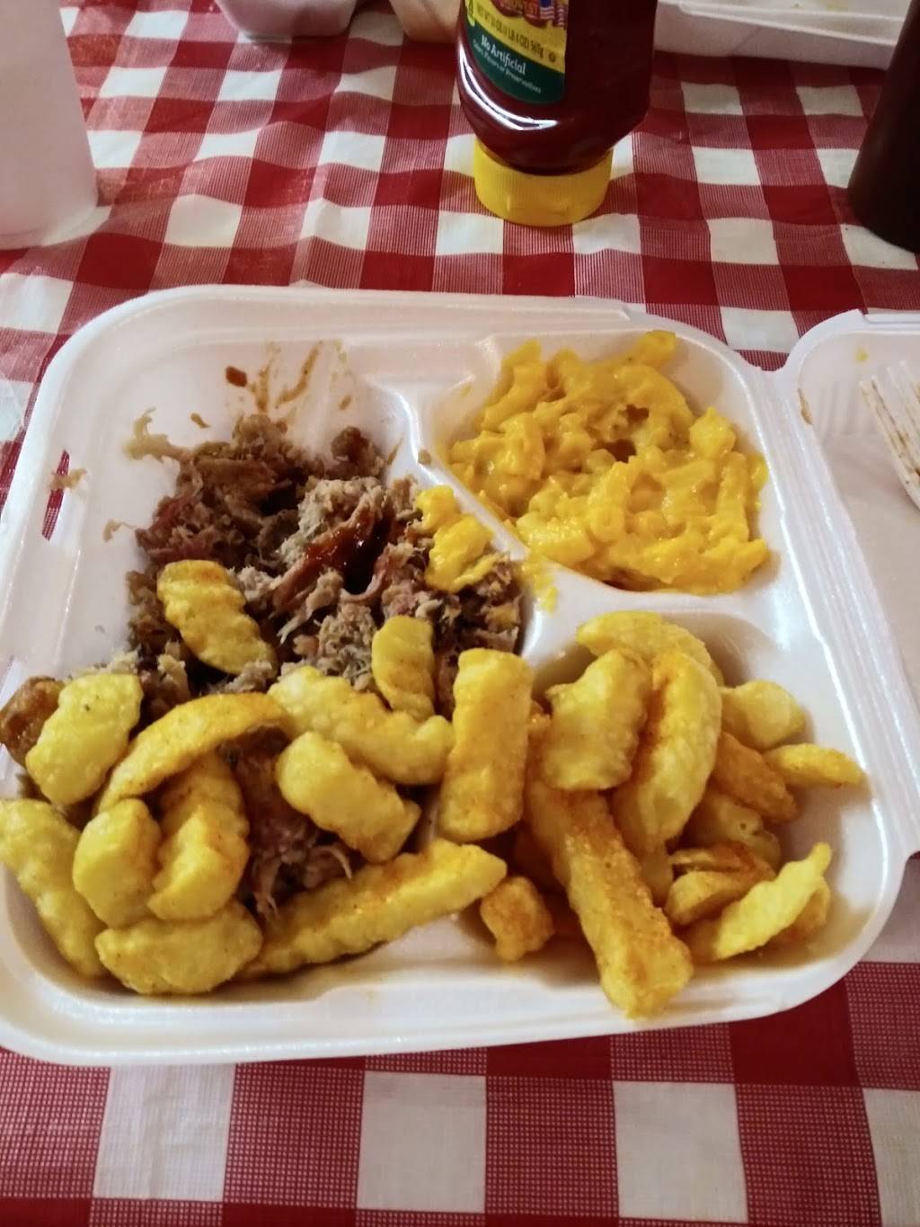 Fat Mans Smokehouse BBQ | restaurant | 1660 Federal Dr, Montgomery, AL 36109, USA | 3343969501 OR +1 334-396-9501