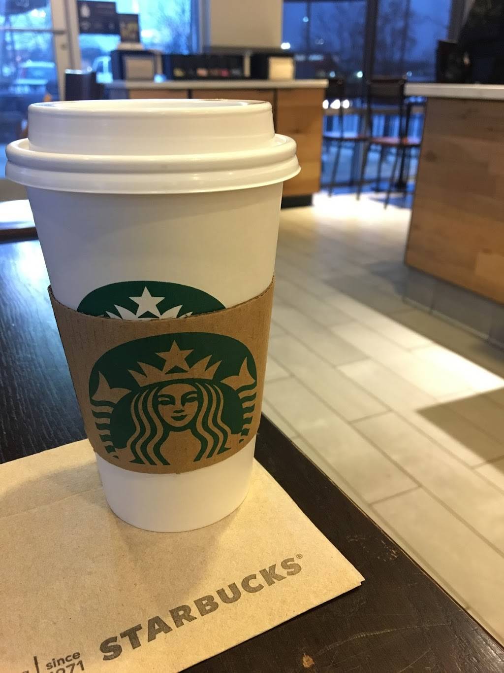 Starbucks | cafe | 3809 Dylan Pl, Lexington, KY 40514, USA | 8592960162 OR +1 859-296-0162