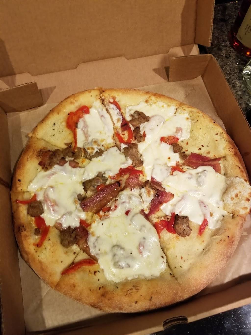 Flippers Pizzeria | meal delivery | 6526 Old Brick Road #100, Windermere, FL 34786, USA | 4078771717 OR +1 407-877-1717