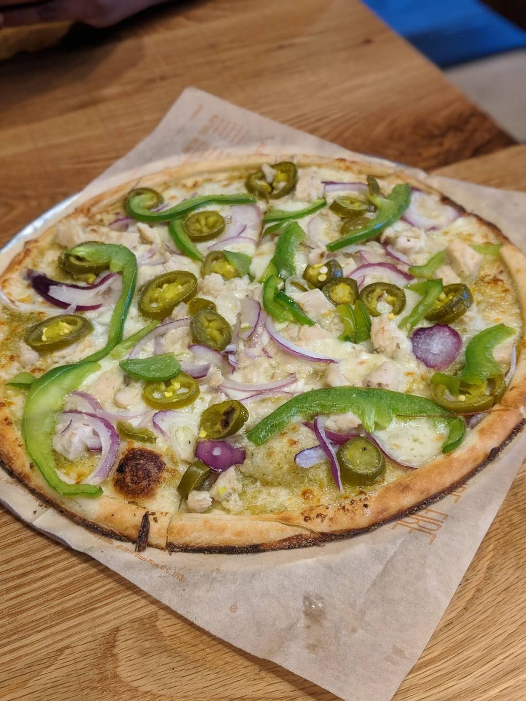 Blaze Pizza | restaurant | 511 S State St, Chicago, IL 60605, USA | 3126839092 OR +1 312-683-9092