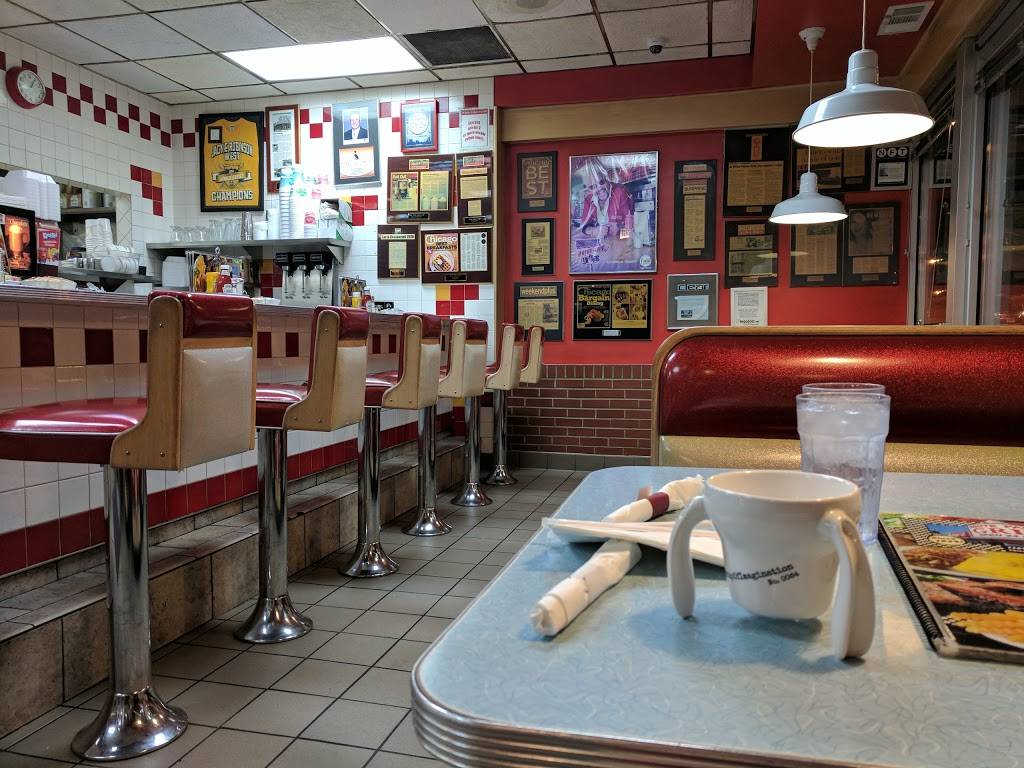 White Palace Grill | restaurant | 1159 S Canal St, Chicago, IL 60607, USA | 3129397167 OR +1 312-939-7167