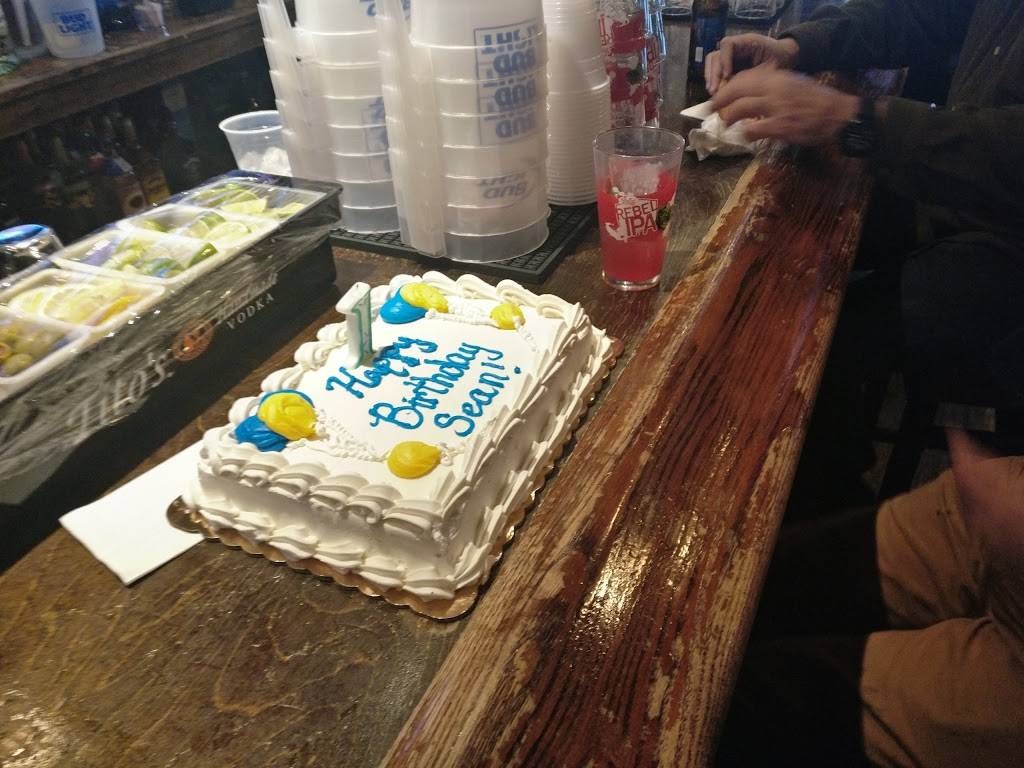 Town Tavern DC | restaurant | 2323 18th St NW, Washington, DC 20009, USA | 2023878696 OR +1 202-387-8696