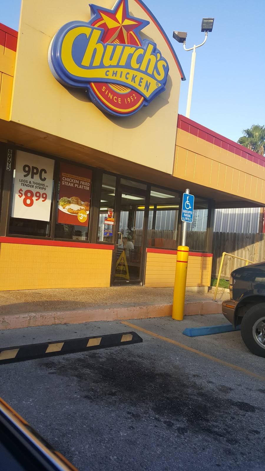 Churchs Chicken | restaurant | 8995 Grissom Rd, San Antonio, TX 78251, USA | 2106806207 OR +1 210-680-6207