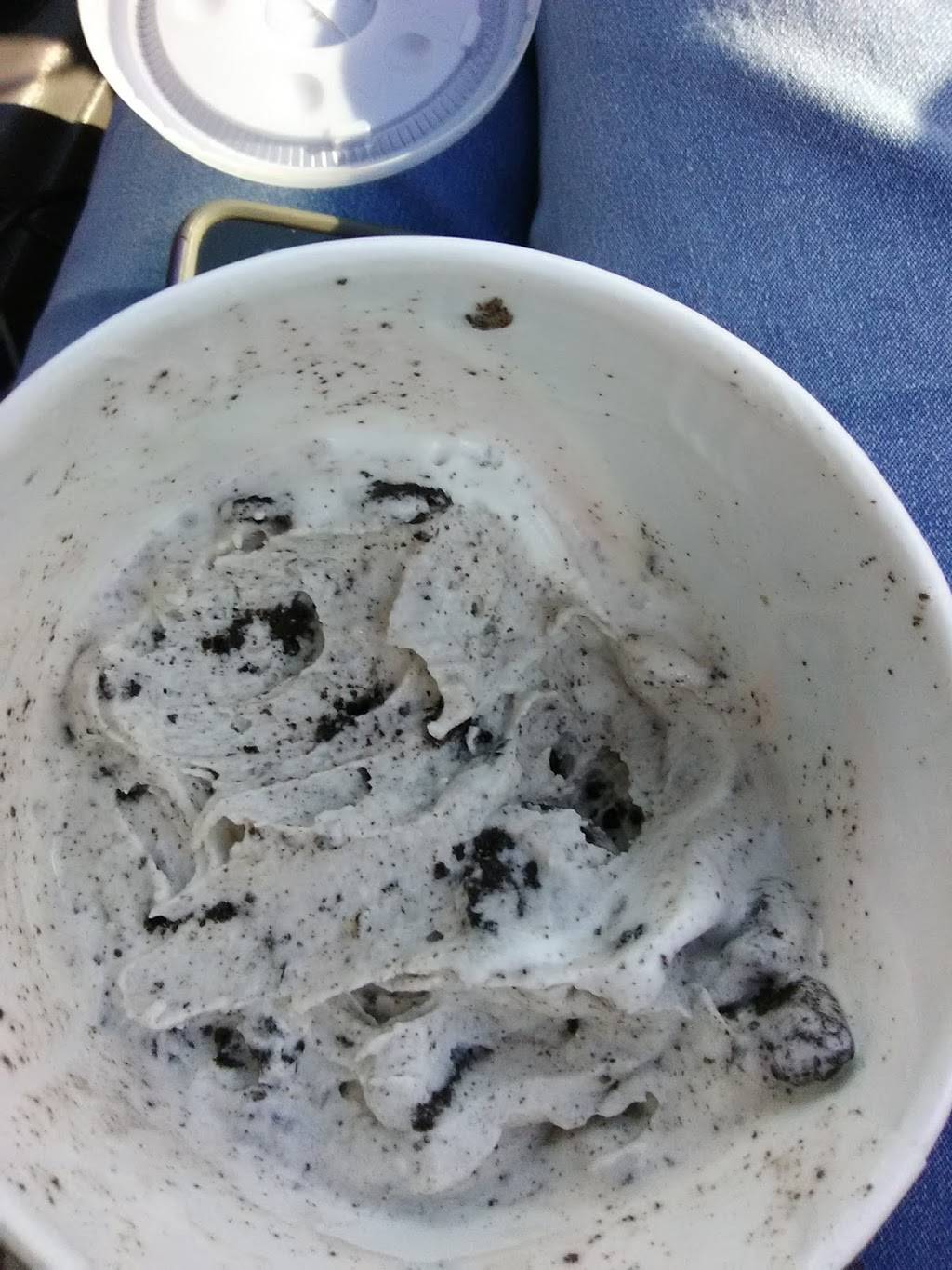 Dairy Queen | restaurant | 3136 E Cumberland Rd, Bluefield, WV 24701, USA | 3043256652 OR +1 304-325-6652