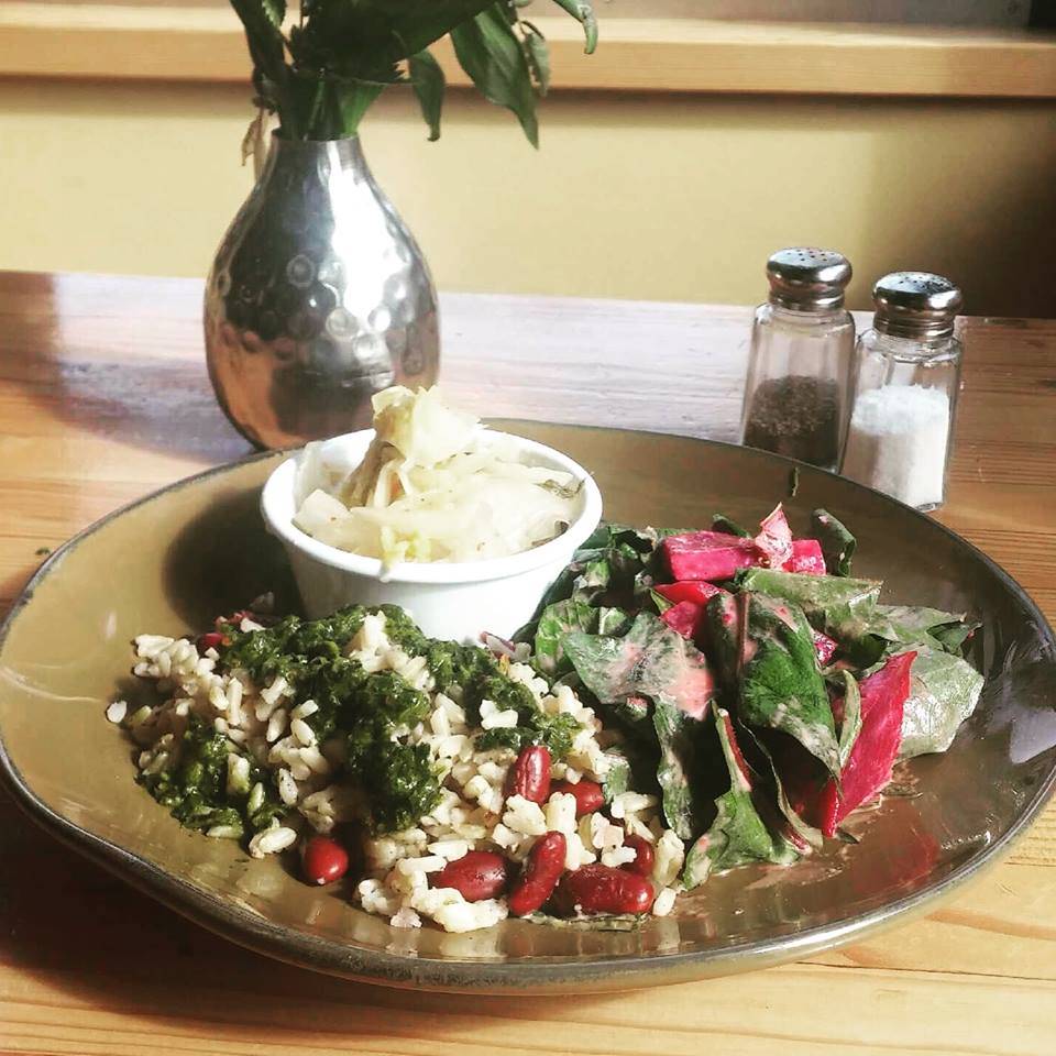 Fern Kitchen | restaurant | 2311 SE 50th Ave, Portland, OR 97215, USA | 9717034398 OR +1 971-703-4398