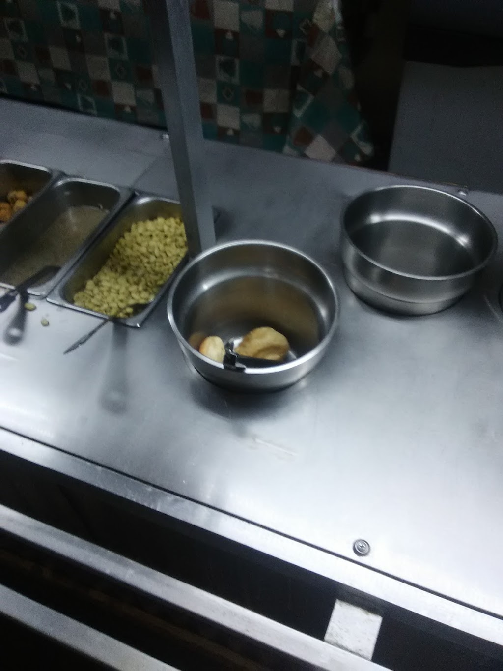 Sissys Restaurant | restaurant | 1855 LA-121, Hineston, LA 71438, USA | 3187935353 OR +1 318-793-5353