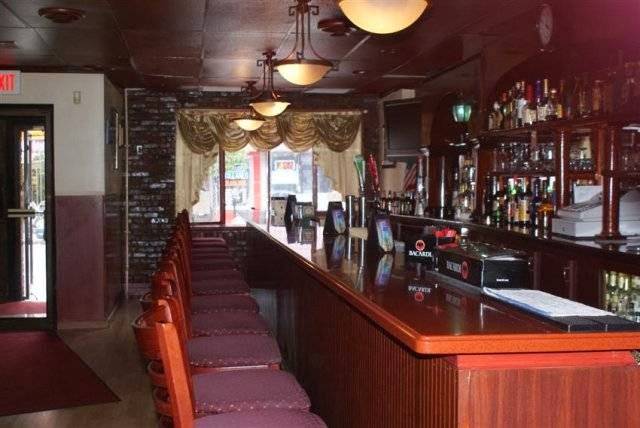 Piccolinos | restaurant | 552 Broadway, Bayonne, NJ 07002, USA | 2014368800 OR +1 201-436-8800