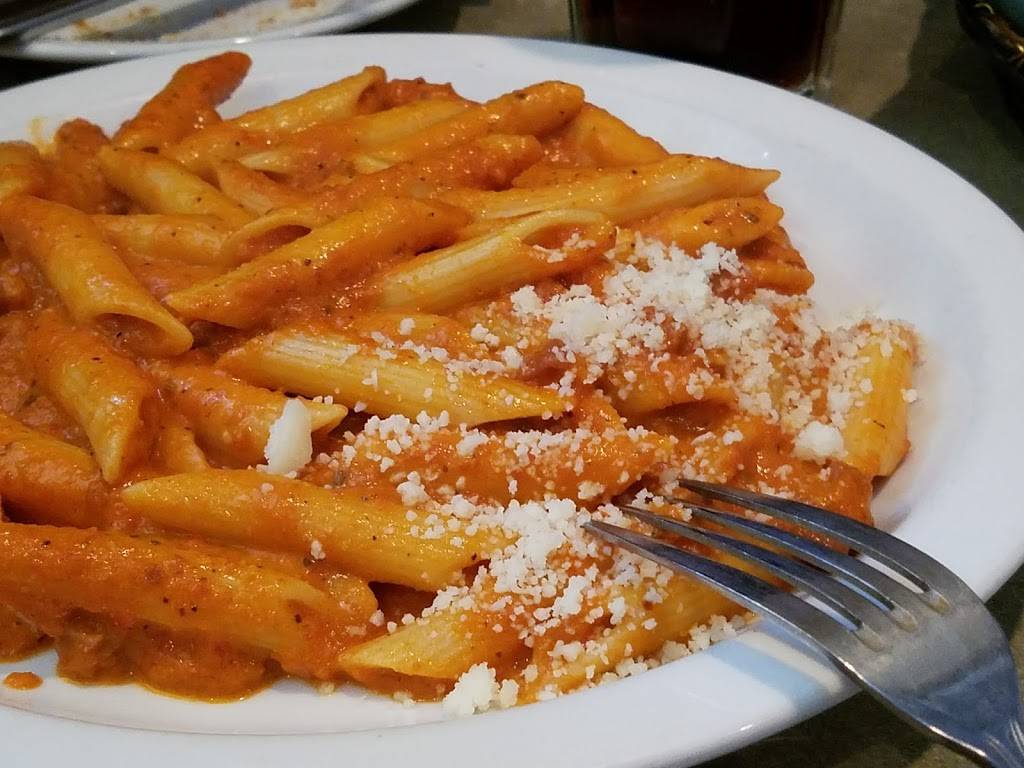 Villa Sorrento | restaurant | 1551 Savannah Rd #3, Lewes, DE 19958, USA | 3026447052 OR +1 302-644-7052