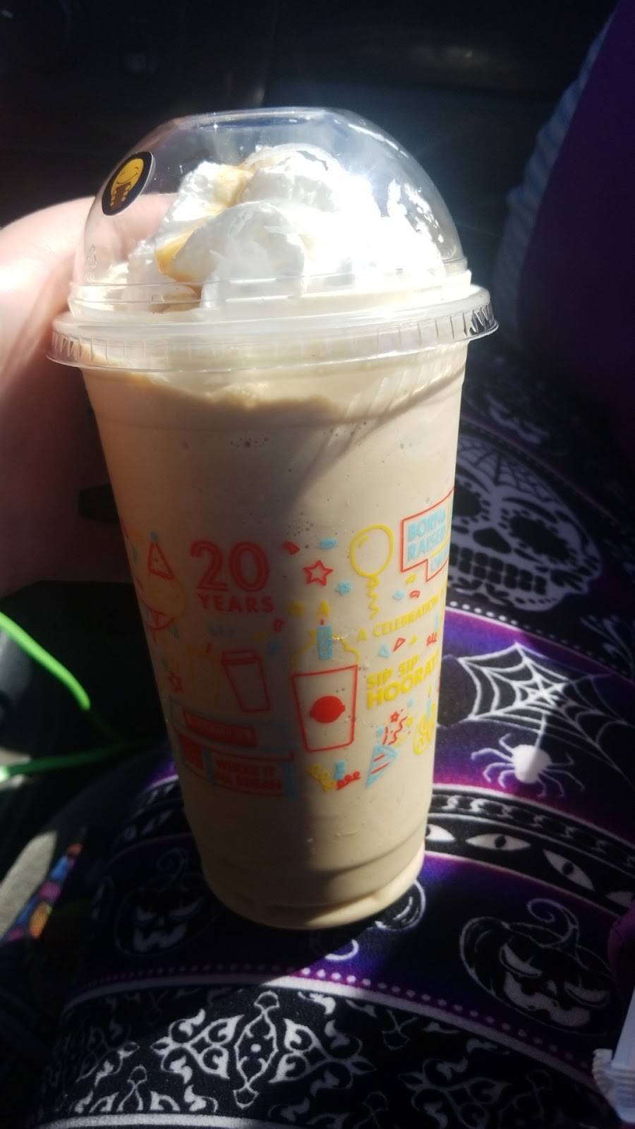 Scooters Coffee | bakery | 401 W O St, Lincoln, NE 68528, USA | 4024765995 OR +1 402-476-5995