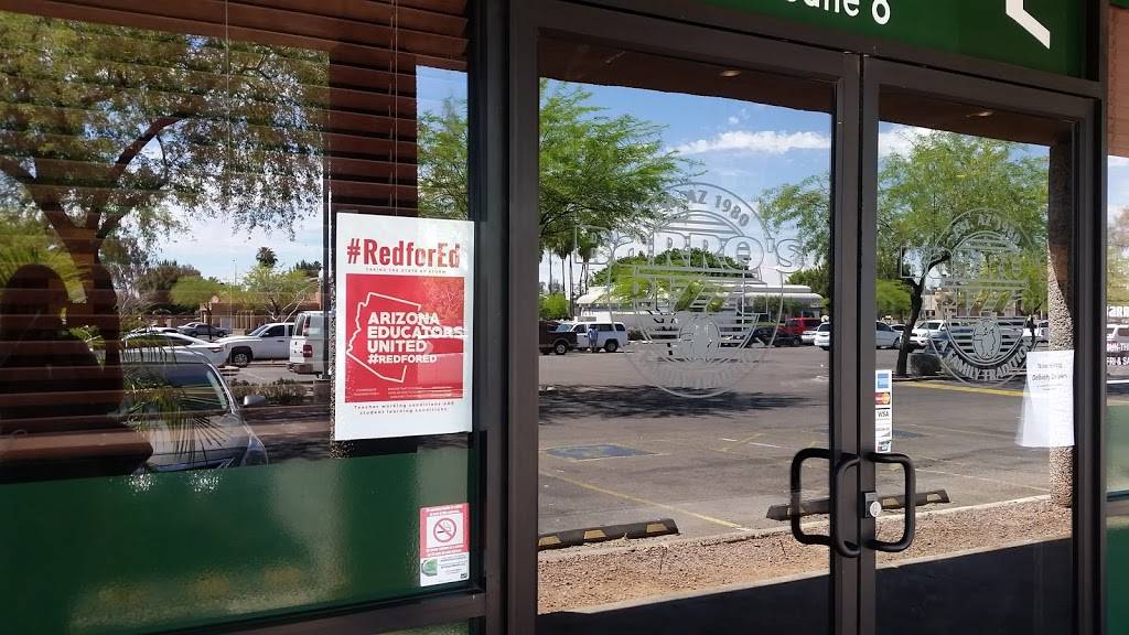 Barros Pizza | restaurant | 2050 N Alma School Rd #8, Chandler, AZ 85224, USA | 4809634720 OR +1 480-963-4720