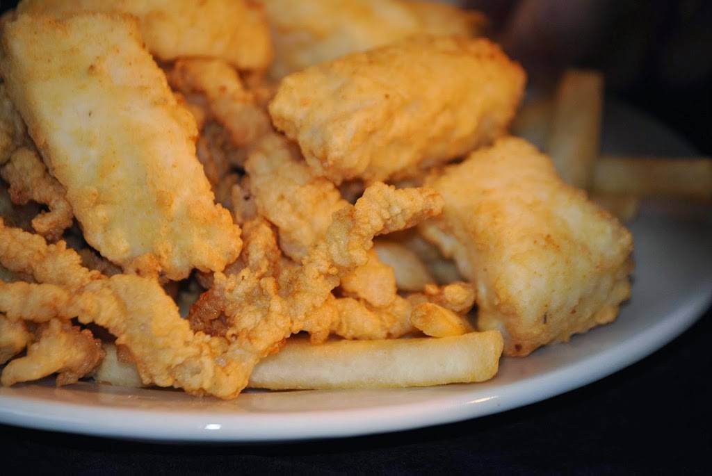 Weathervane Seafood Restaurant | restaurant | 379 Dover Rd, Chichester, NH 03258, USA | 6032254044 OR +1 603-225-4044