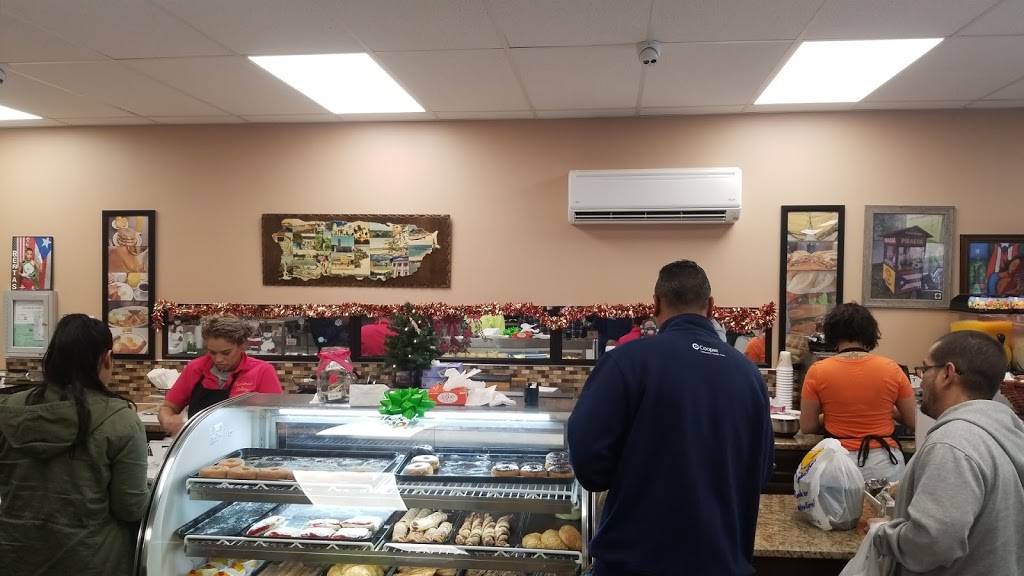 Santanas Bakery & Cafe | bakery | 3205 River Ave, Camden, NJ 08105, USA | 8566140555 OR +1 856-614-0555