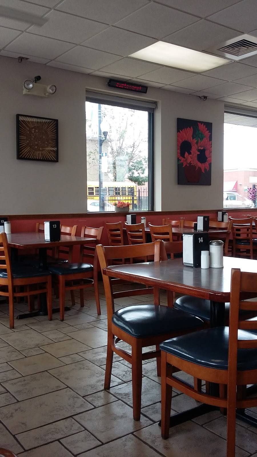 El Indio Cocina Mexicana | restaurant | 3930 W 63rd St, Chicago, IL 60629, USA | 7738841800 OR +1 773-884-1800