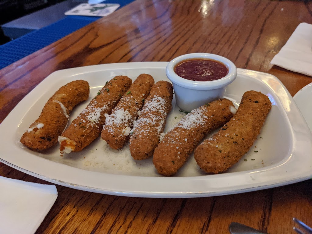 Blarney Stone | restaurant | 410 8th Ave, New York, NY 10001, USA | 2125945100 OR +1 212-594-5100