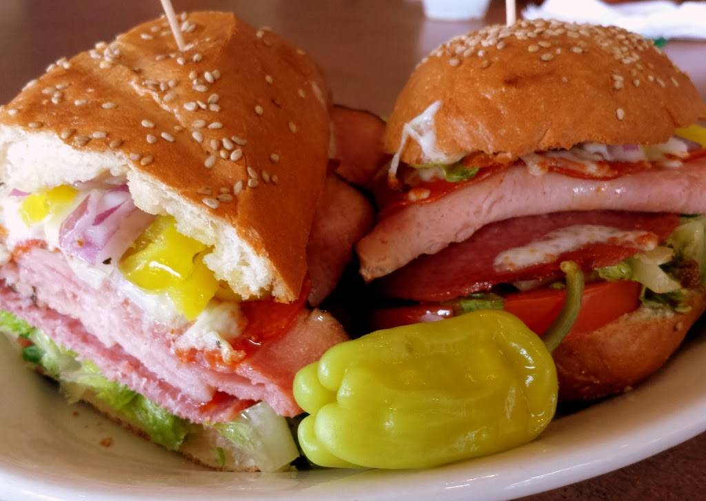 Papa Nicks Pizza & Pasta | restaurant | 11534 Clifton Blvd, Cleveland, OH 44102, USA | 2162819191 OR +1 216-281-9191