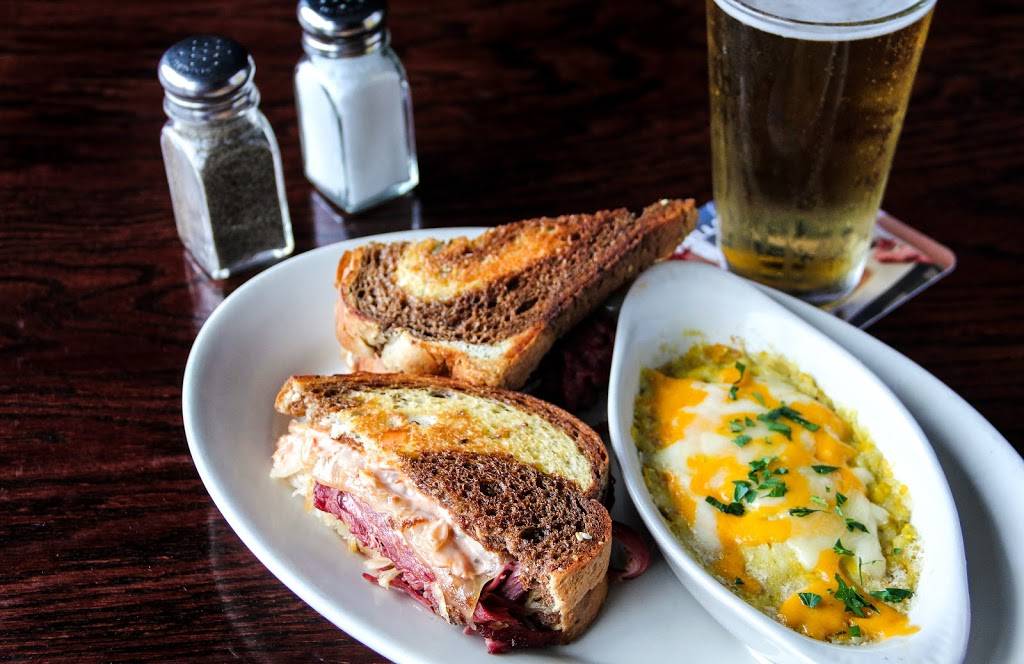 Black Diamond Grill | restaurant | 1485 Peachtree Pkwy, Cumming, GA 30041, USA | 6789654770 OR +1 678-965-4770