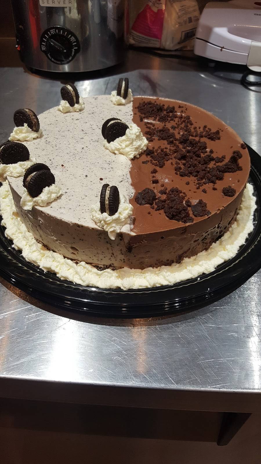 Hollywood Cone Scarborough | restaurant | 91 Rylander Blvd, Toronto, ON M1B 5M5, Canada | 4162832663 OR +1 416-283-2663